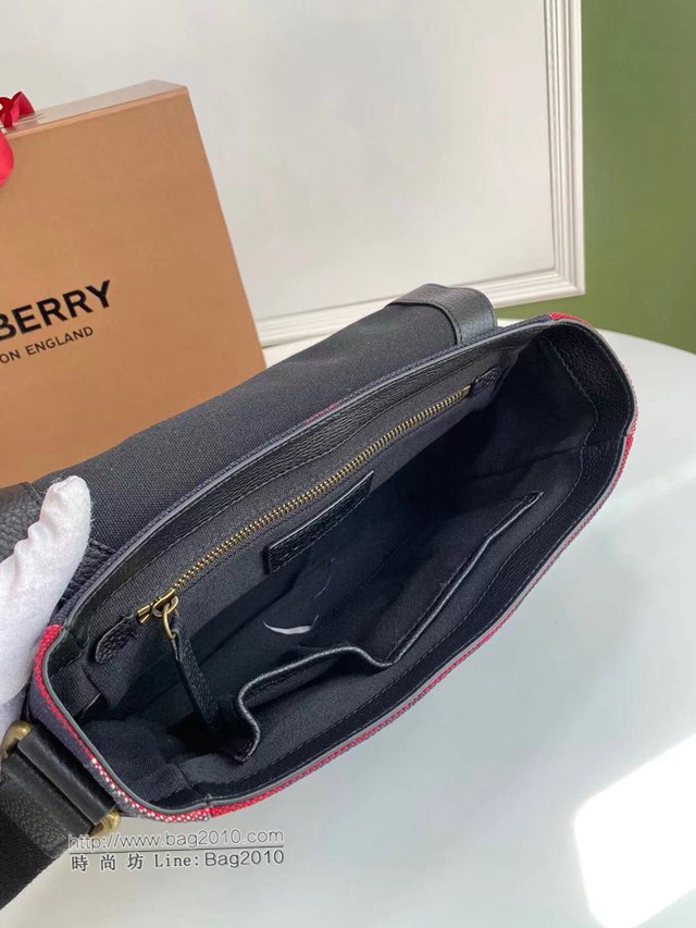 Burberry專櫃新款男包 巴寶莉男士麻料郵差包麻料包 單肩斜挎男包  db1154